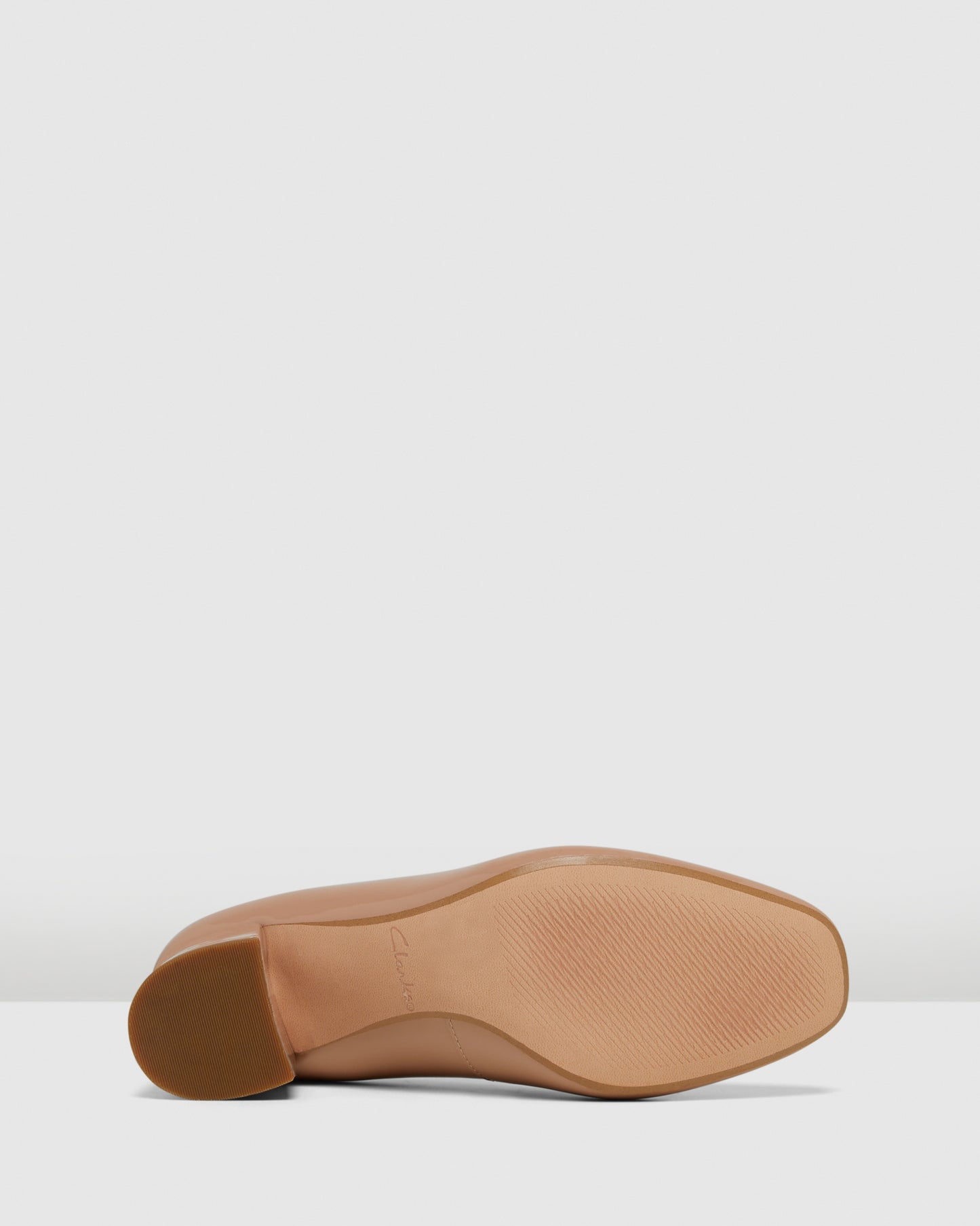 Sheer55 Court Praline Patent