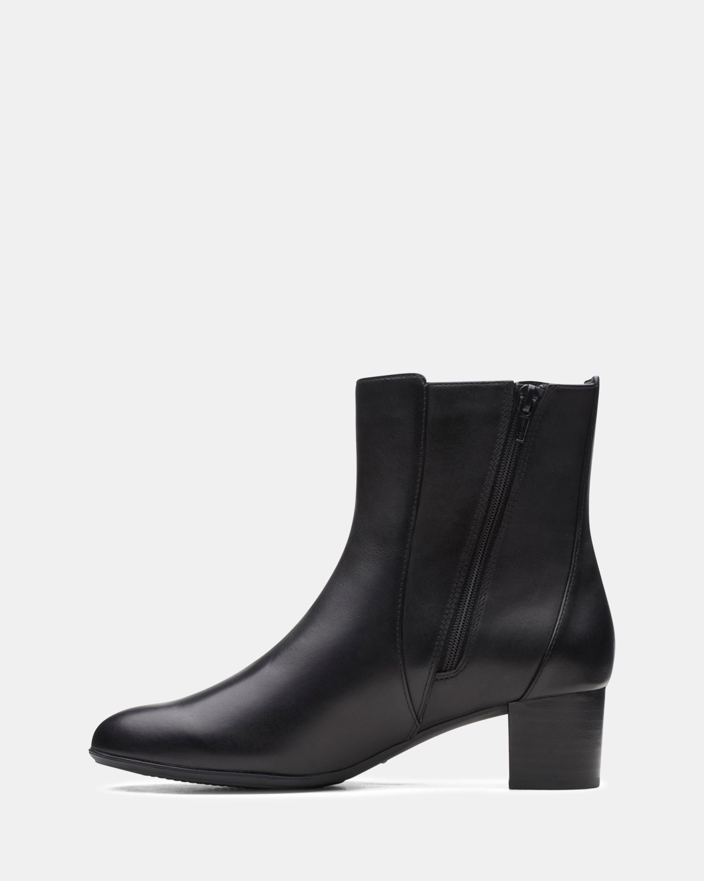 Linnae Up Black Leather