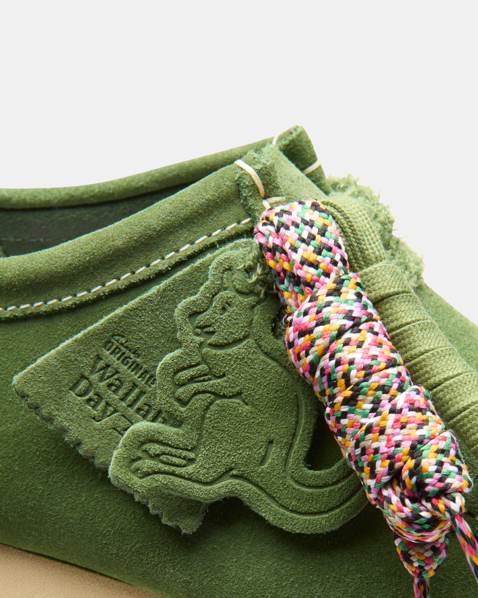 Wallabee 2604 (m) Green Suede – Clarks - Main Image