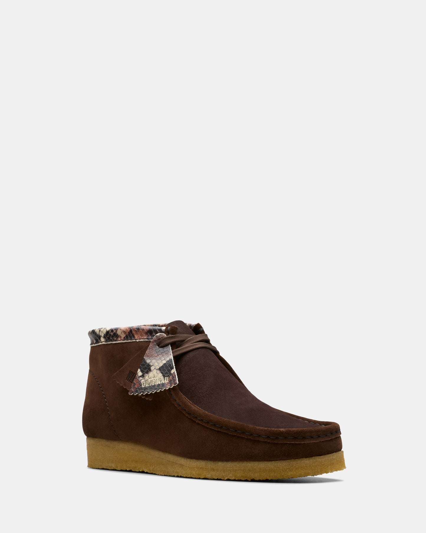 Wallabee Boot (M) Brown Snake Combi – Clarks