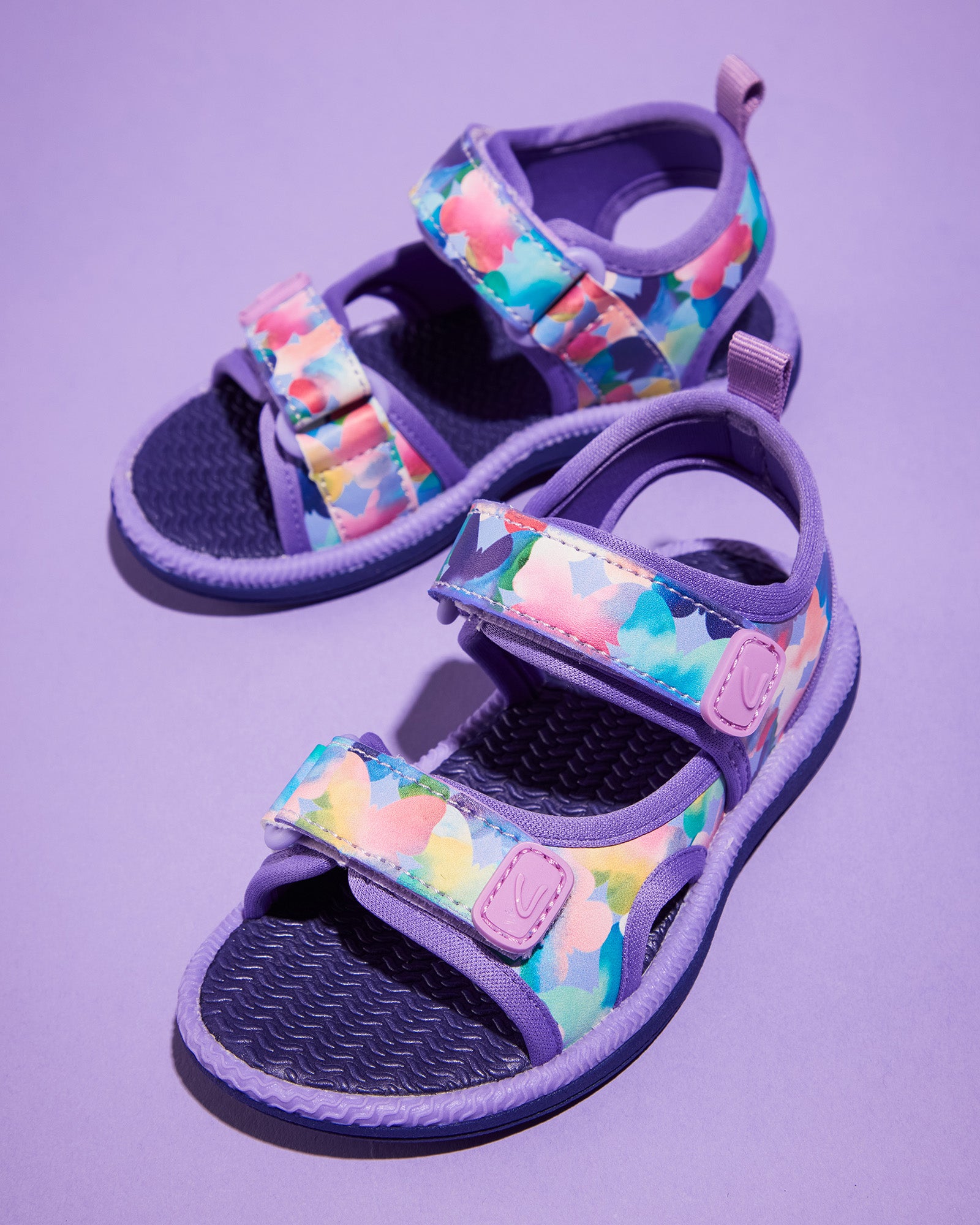 Kids shops purple sandals