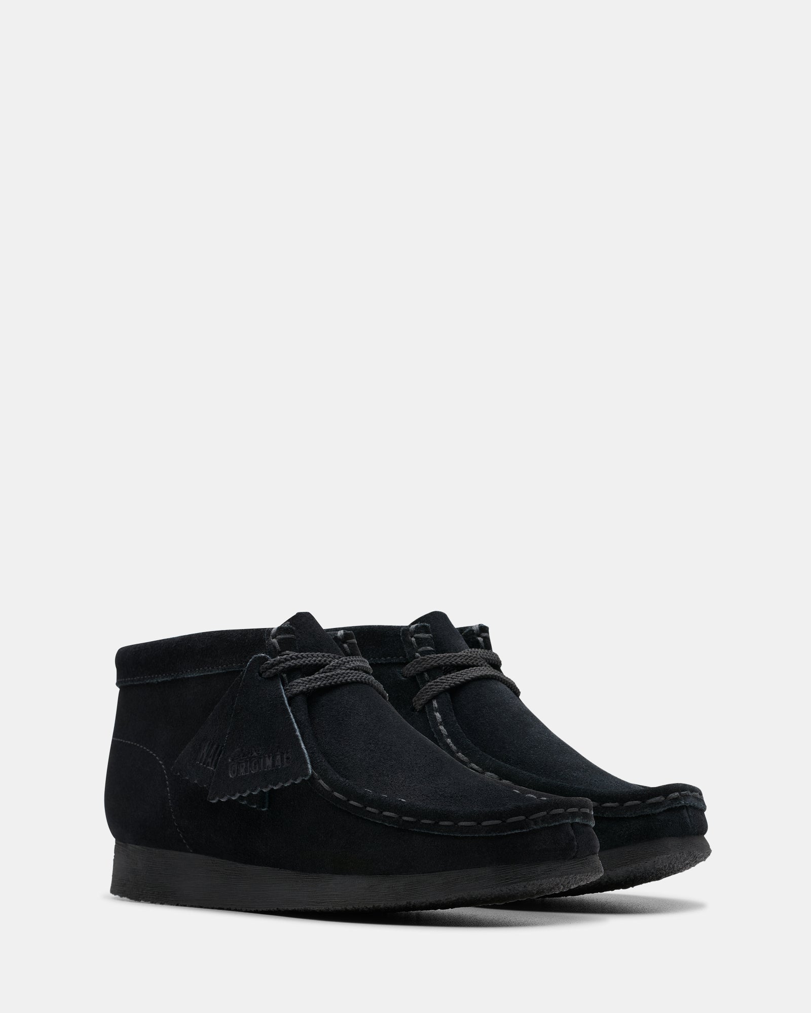WALLABEE BOOT OLDER KIDS Black Suede – Clarks