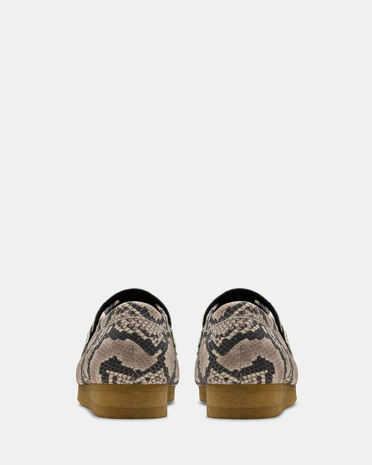 WALLABEE LOAFER (M) Grey Snake Lea