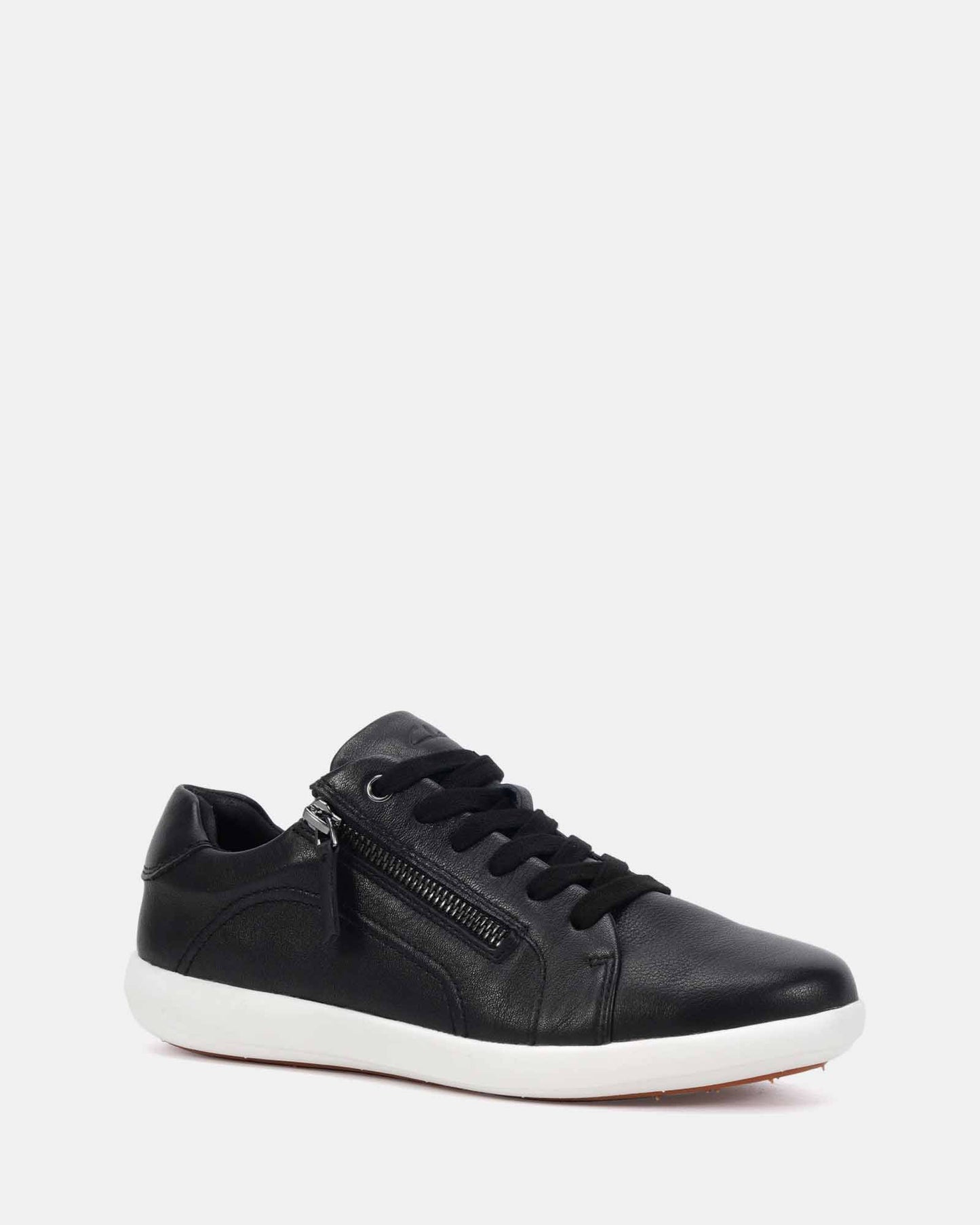 BURROW_Black_White_Sole_2