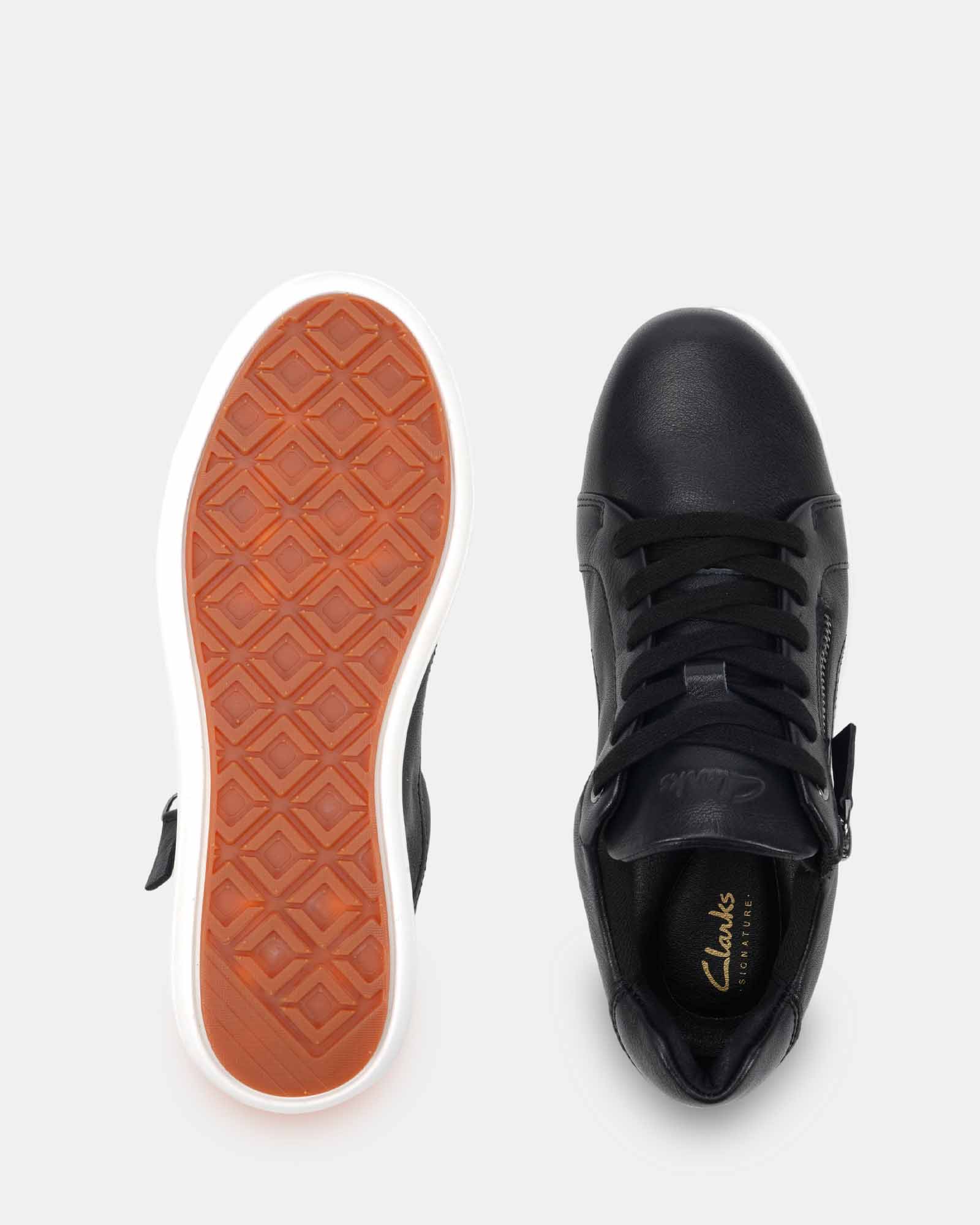 BURROW_Black_White_Sole_5