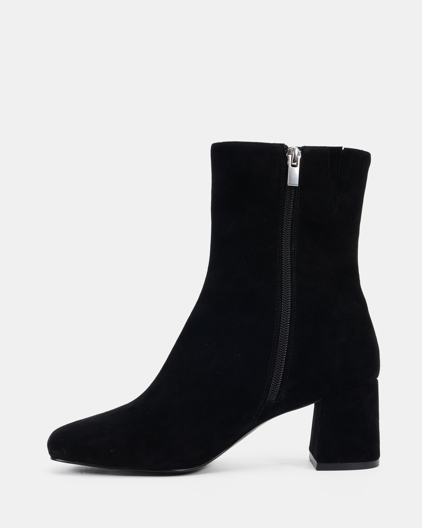 CLASH_Black_Suede_4