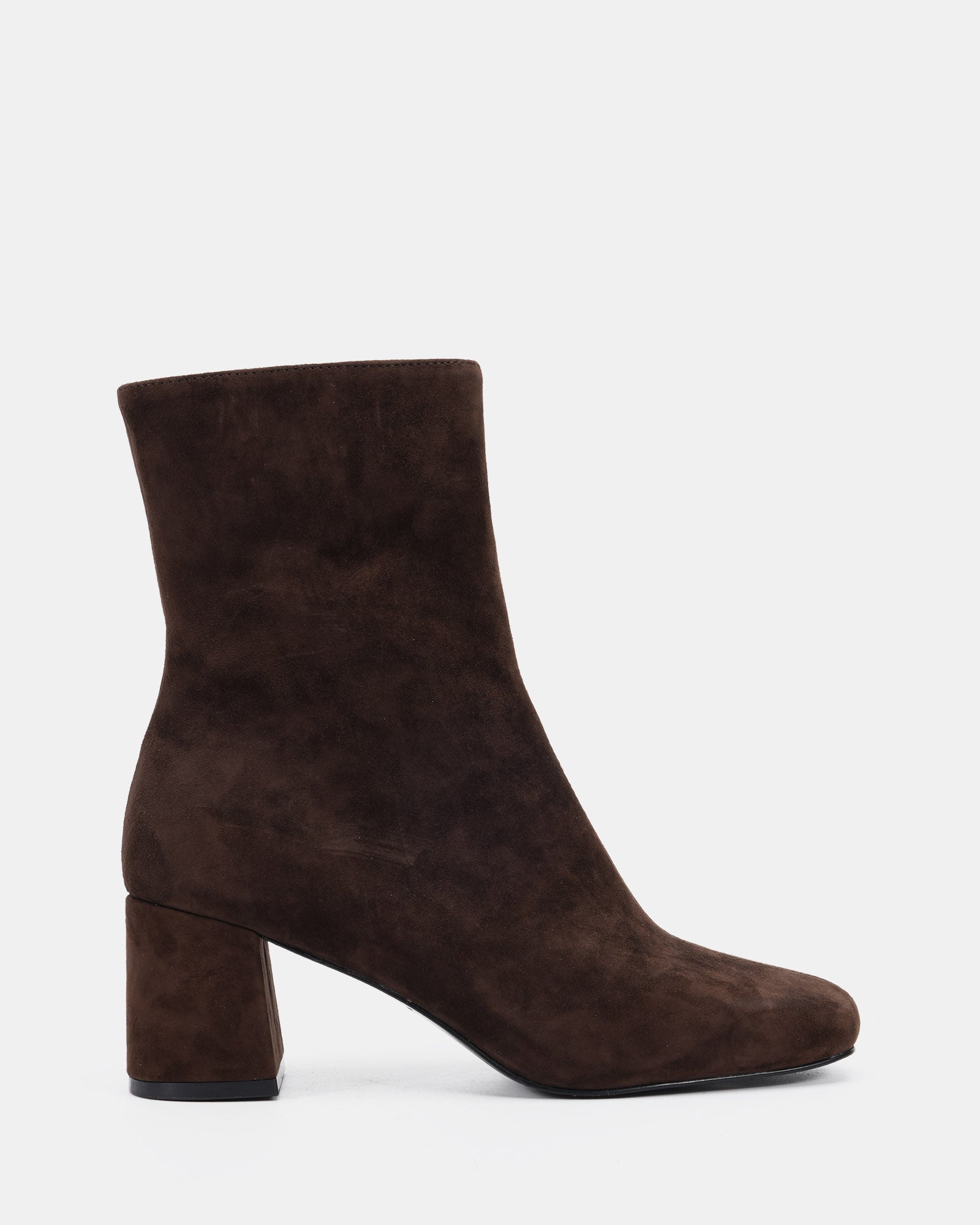 CLASH_Chocolate_Suede_1