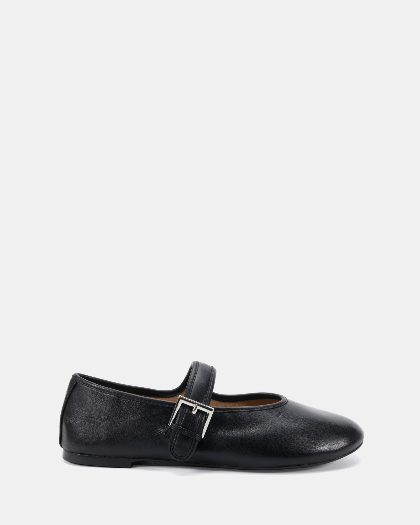 HARRIET_Black_Smooth_1
