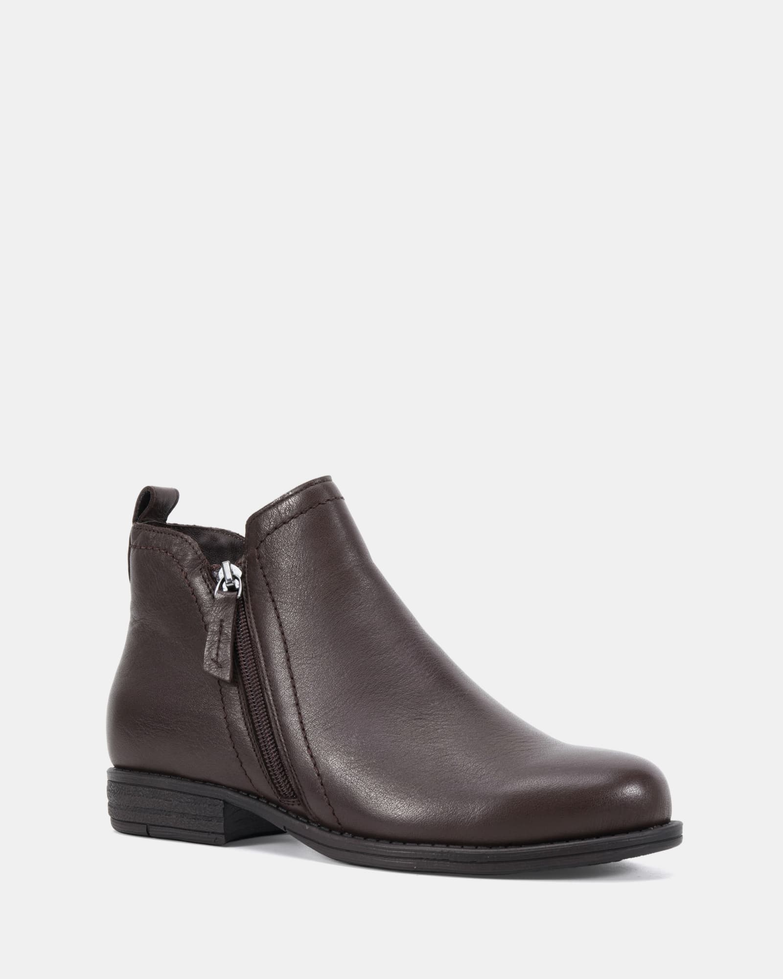 HOLLA_Dark_Brown_2