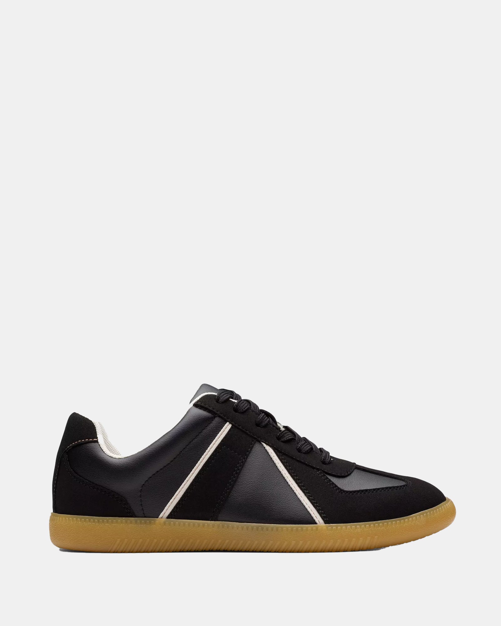 Nykole-Step-Black-1