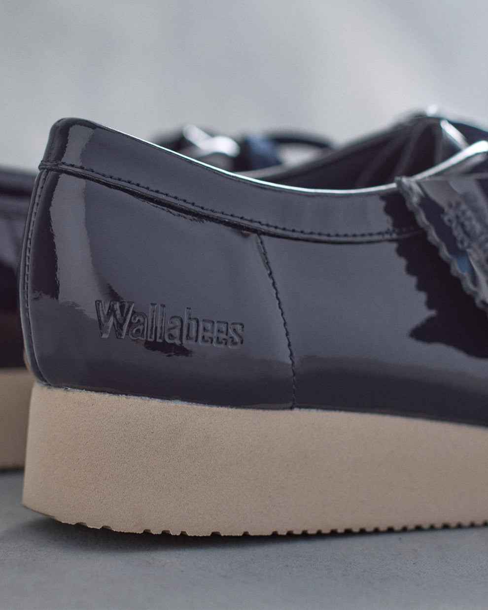 wallabee-navy-2